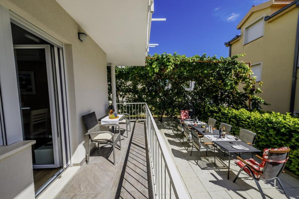 Готель Ani In Trogir * Mittel-Dalmatien Доньї-Сегет Екстер'єр фото