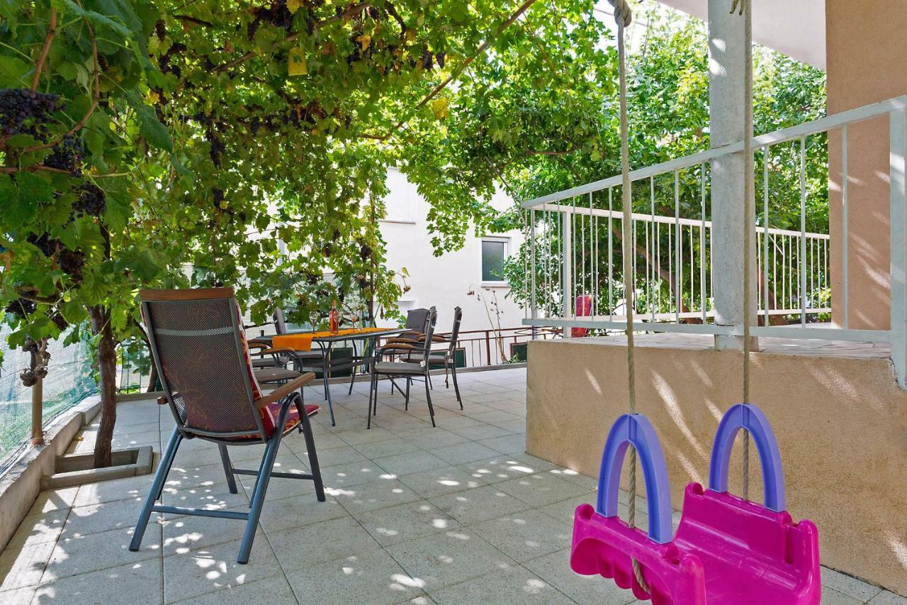 Готель Ani In Trogir * Mittel-Dalmatien Доньї-Сегет Екстер'єр фото